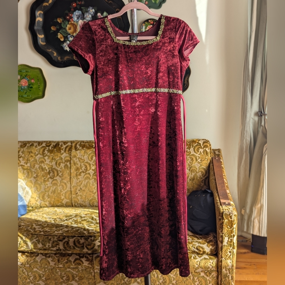 90s Vintage Elegant Burgundy Velvet Dress With Tie Juliet Style Jenny Annie Dots